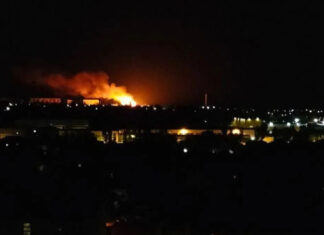 В оккупированном Бердянске раздался мощный взрыв и начался пожар