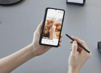 В смартфонах Samsung Galaxy S21 Ultra после майского обновления начали появляться розовые полосы на экране – сервисный центр рекомендует заменить дисплей