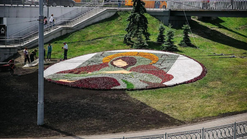 В столице тематические цветники не дали ожидаемого вау-эффекта: в «Киевзеленстрое» рассказали об их дальнейшей судьбе