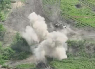 Вооружённые Силы Украины накрыли артиллерийским огнём колонну российских танков