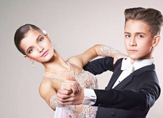 Танцевальные стили и программы, предлагаемые школами бальных танцев в Киеве