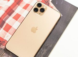 Apple откажется от золотой и фиолетовой расцветок iPhone 15 Pro