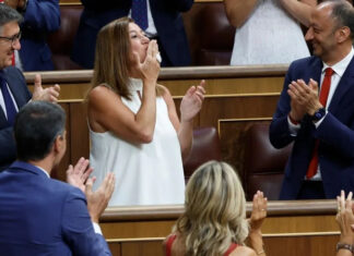Франсина Арменгол: главой нижней палаты парламента Испании избрана социалистка
