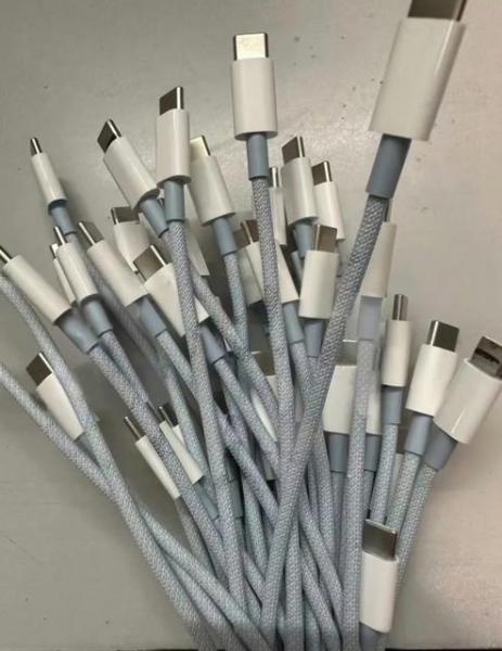 Как MacBook Air: iPhone 15 поставляется с кабелями USB-C в оплетке того же цвета