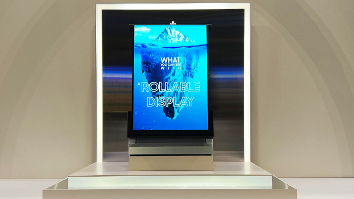 Samsung может выпустить смартфон с выдвижным экраном в 2025 году