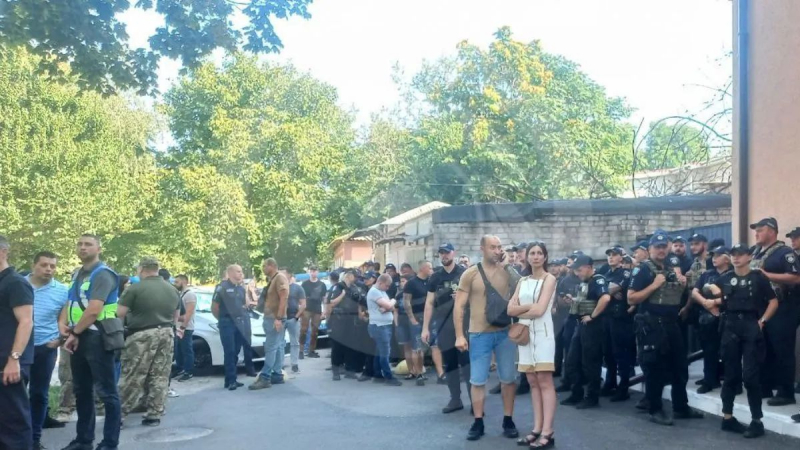 Стрелянина в Днепре. Подозреваемого обвиняют в сети из-за состояния здоровья, ему избирают меру пресечения