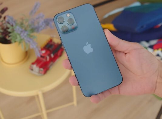 Супер цена на крутой iPhone 12 Pro Max: премиальный смартфон с самым узнаваемым дизайном по цене всего от 21 052