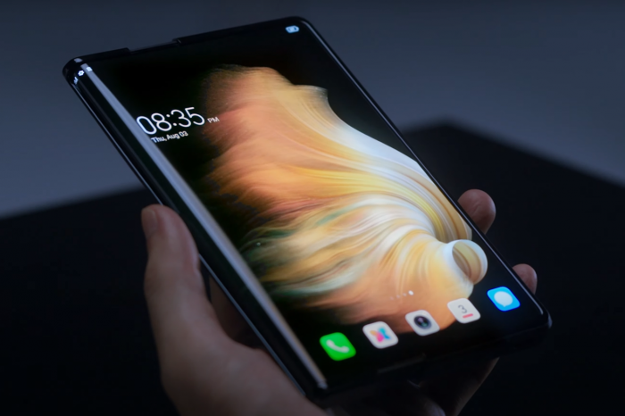 Tecno представляет Phantom Ultimate, концептуальный смартфон с выдвижным дисплеем