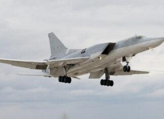 Ударный дрон мог поразить сверхзвуковые бомбардировщики-ракетоносцы Ту-22М3 на военной базе в россии