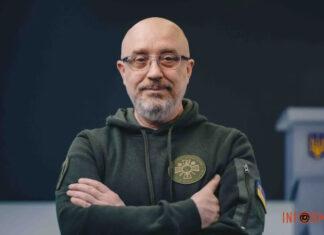 «Уйду, когда не будет сил и чувства юмора»: Резников прокомментировал слухи об отставке