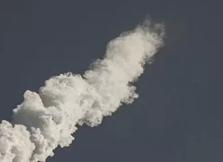 В российском Курске ночью прогремело более 10 взрывов — детали и видео