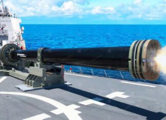 ВМС Китая протестировали самую мощную в мире пушку Гаусса – электромагнитная пусковая установка за 0,05 секунды разогнала снаряд весом 124 кг до 700 км/ч