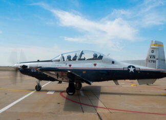 ВВС США проверят 99 T-6 Texan II после того, как сильная буря повредила минимум 12 учебных самолётов в Оклахоме