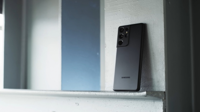 Акционная цена Samsung Galaxy S21 Ultra: стильный и строгий дизайн с флагманскими функциями всего за 15 013