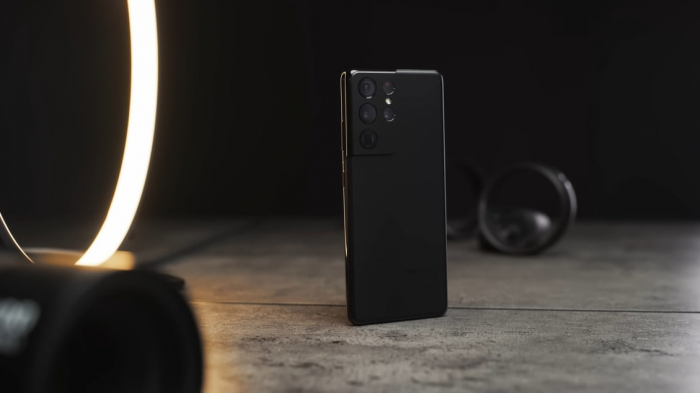 Акционная цена Samsung Galaxy S21 Ultra: стильный и строгий дизайн с флагманскими функциями всего за 15 013