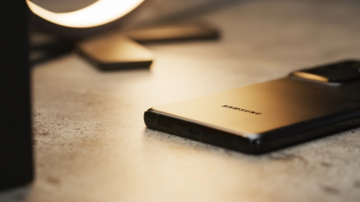 Акционная цена Samsung Galaxy S21 Ultra: стильный и строгий дизайн с флагманскими функциями всего за 15 013