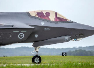Австралия готова отказаться от покупки 30 истребителей пятого поколения F-35 Lightning II для замены F/A-18F Super Hornet