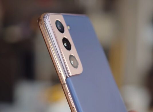Цена снижена! Крутой компакт Samsung Galaxy S21, который имеет очень крутые характеристики всего от 10 338