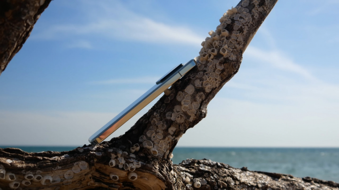 Цена на Xiaomi 13 снижена: рецепт идеального флагмана с супердизайном всего от 21 073