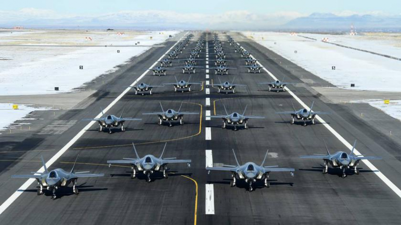 F-35 Lightning II заставил замолчать российские истребители Су-35, но не смог заставить Иран прекратить агрессивные действия в Персидском заливе