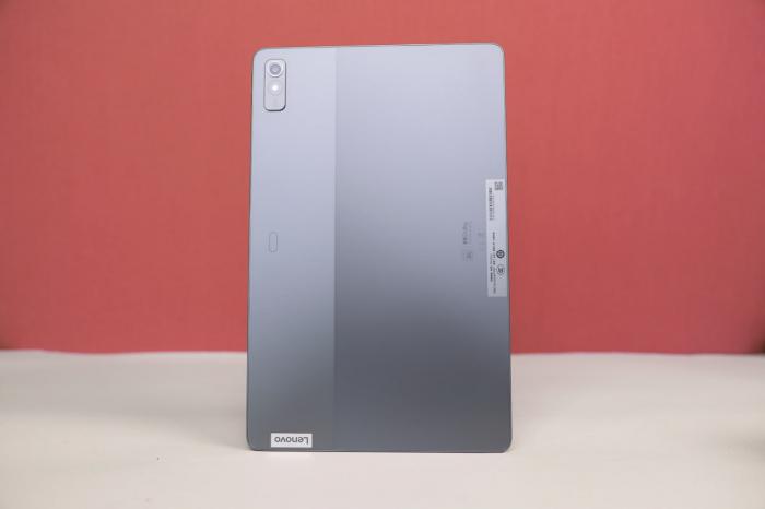 Вам нужен отличный планшет по разумной цене? Lenovo Tab 11 Pro 2022 может все это и даже больше всего за 13 889 долларов