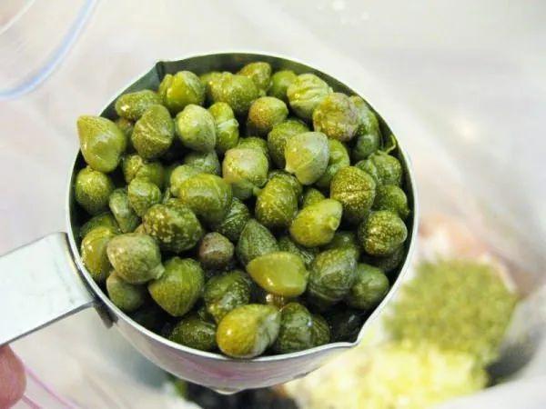 Испанские тапас с оливками и креветками по королевскому указу – рецепт