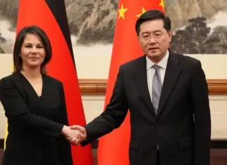 Китай набросился на Германию после диктаторского комментария Бербок о Си Цзиньпине