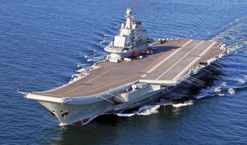 Китайский авианосец «Шаньдун» вместе с истребителями J-16 и Су-30 был замечен вблизи границы с Тайванем