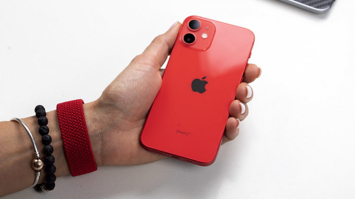 Apple объявила о выпуске обновления для iPhone 12 после того, как Франция заявила о высоком уровне радиации в данных своего смартфона.