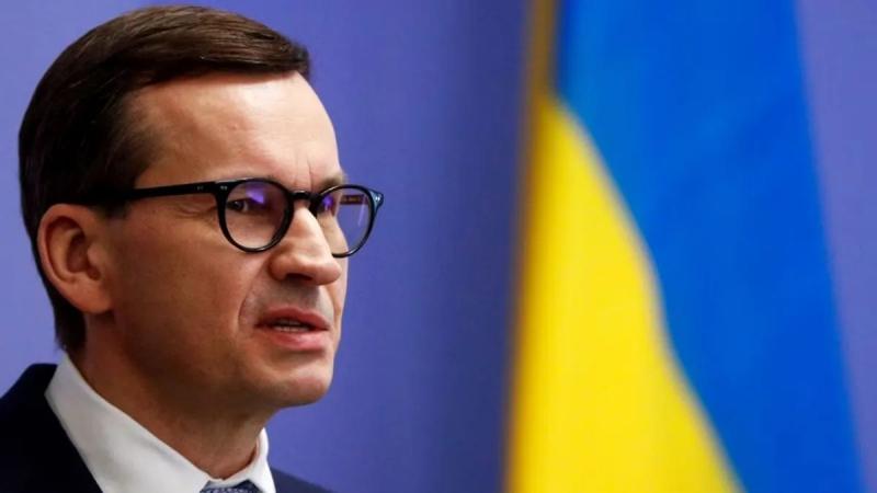 Моравецкий Зеленскому: никогда не оскорбляйте поляков