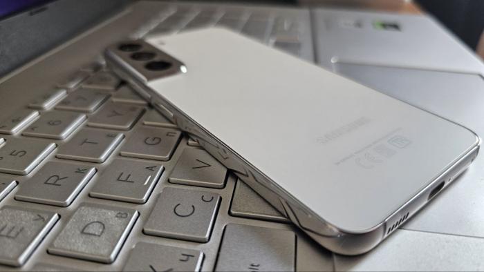 Мы этого ждали долго: наконец-то владельцы Samsung Galaxy S22 получили бета-версию One UI 6 после Galaxy S23 и A серии
