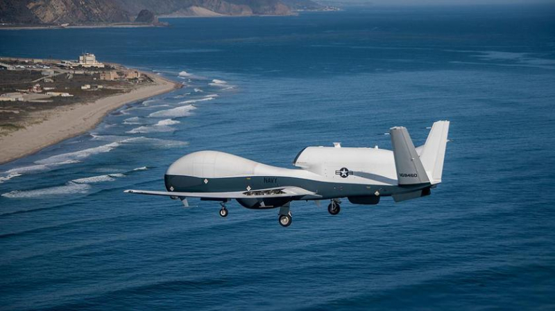 Northrop Grumman сообщила о достижении первой боевой готовности разведывательных дронов MQ-4C Triton, поставленных ВМС США