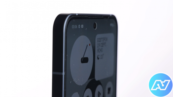 Обзор Nothing Phone (2) – плюсы и минусы, уникальность, характеристики, цена, фото.