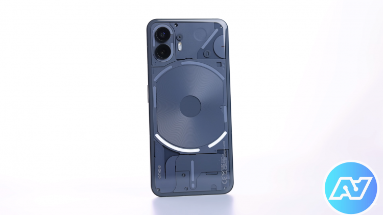 Обзор Nothing Phone (2) – плюсы и минусы, уникальность, характеристики, цена, фото.
