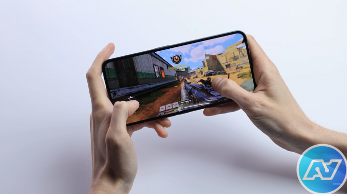 Обзор Nothing Phone (2) – плюсы и минусы, уникальность, характеристики, цена, фото.