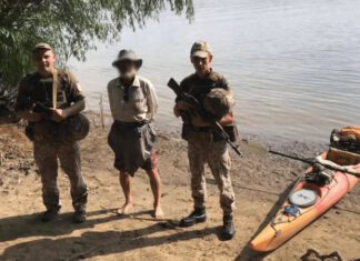 Перепутал берега: американец-путешественник случайно заплыл в Украину на каяке