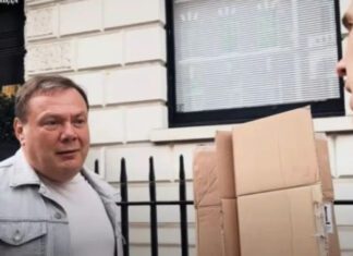 Подсанкционный российский олигарх Фридман отказался назвать путина военным преступником: видео