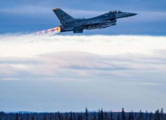 Польша испытает способность истребителей F-16 Fighting Falcon, МиГ-29 и Су-22 взлетать с трассы