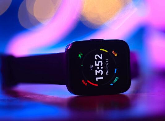 Распродажа Realme Watch 3 Pro — возможность звонить, крутой дисплей и влагозащита всего за 2 769