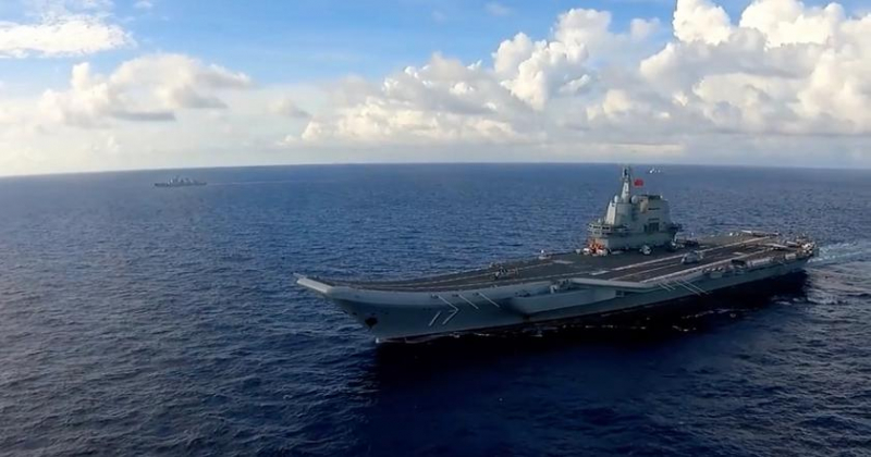 Крупнейший авианосец Китая «Шаньдун» и его ударная группа вернулись в Южно-Китайское море