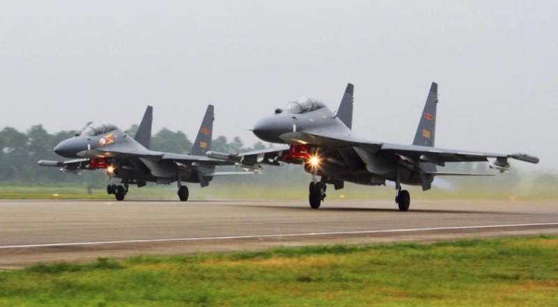 Su-30, J-10, J-11, J-16, Y-20, KJ-500 – Taiwan oppdaget 103 kinesiske militærfly rundt øya