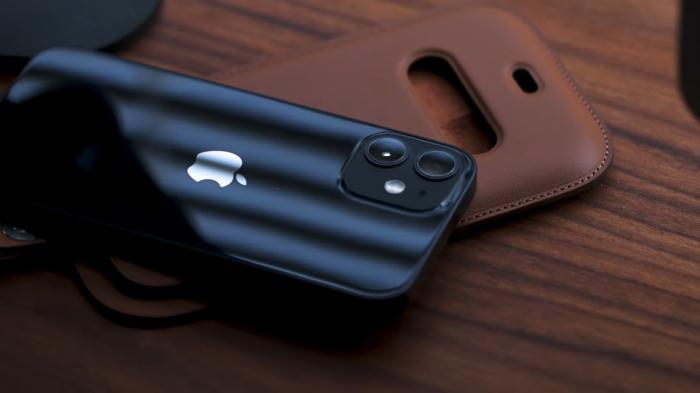 Суперцена на самый маленький и компактный флагманский iPhone 12 mini: потрясающий пользовательский опыт всего за 12 007 долларов