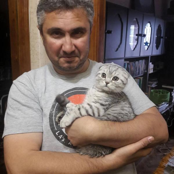 Никакого Бахмута у Андрея Куркова нет и он не хочет! В сети возмутился скандал среди писателей