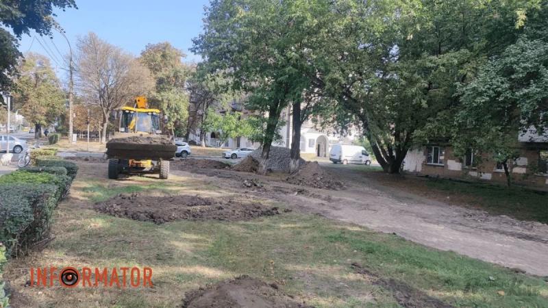 В Киеве строят новый парк: он будет самым длинным в городе (фото)