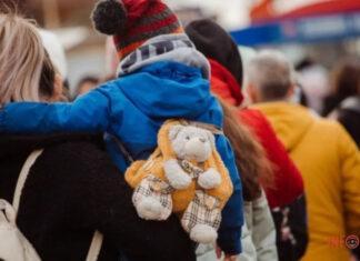 Власть объявила обязательную эвакуацию семей с детьми для части Херсонской области: подробности