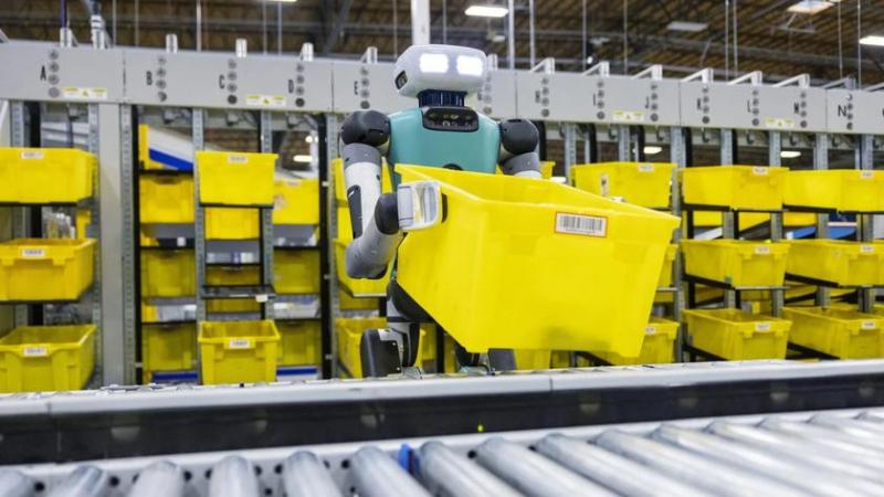 Amazon начала использовать на своих складах роботов-гуманоидов Digit от Agility Robotics