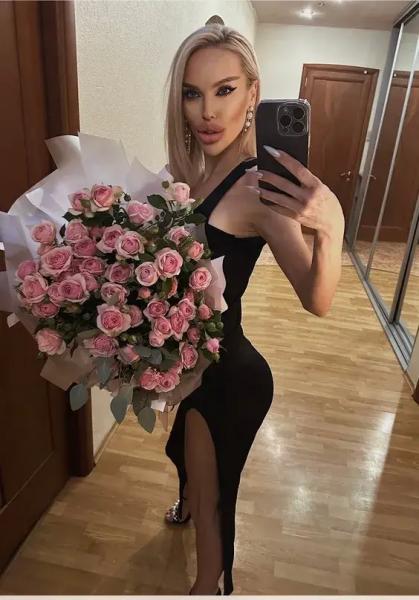 Королева красоты Донецка рассмешила соцсети: если это самая красивая, то страшно представить, как выглядят другие