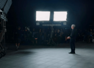 Как Apple снимала свою презентацию на iPhone 15 Pro: дроны, краны и профессиональное освещение и вайб Google Camera