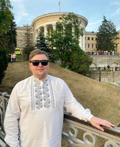 Где стал победитель первого сезона шоу Голос країни Иван Ганзера