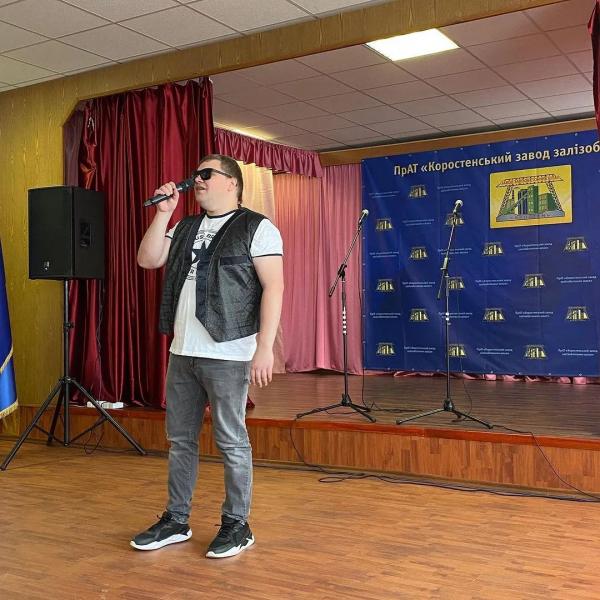 Где стал победитель первого сезона шоу Голос країни Иван Ганзера